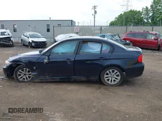 2006 BMW 3 Series 325i z VIN WBAVB17586NK38856, wystawiony jako IAAI lot #42457750 z przebiegiem 191 068 mil mil oraz . Historia ofert i sprzedaży dostępna na DreamBid. Obrazek 14.