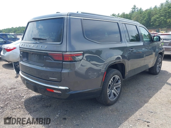 2024 Jeep Wagoneer Series II with VIN 1C4SJRBP2RS122316, listed as a IAAI auction lot 42485847 with 30,280 mi miles and . Bid and sale history available at DreamBid. Image 4.