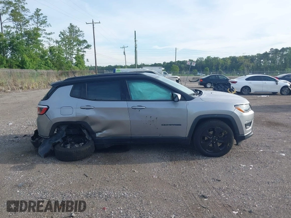 2018 Jeep Compass Latitude with VIN 3C4NJDBBXJT402489, listed as a IAAI auction lot 42369108 with 126,939 mi miles and . Bid and sale history available at DreamBid. Image 13.