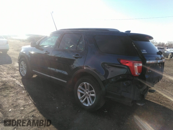 2016 Ford Explorer XLT with VIN 1FM5K7D81GGB40905, listed as a IAAI auction lot 41846717 with 157,663 mi miles and . Bid and sale history available at carsss.com. Image 3.