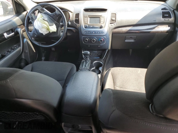 2014 Kia Sorento LX с VIN 5XYKT3A69EG508439, выставлен на аукционе Copart как лот 56848285 с пробегом Не указан миль и Списание • Salvage title. История ставок и продаж доступна на DreamBid. Изображение 8.