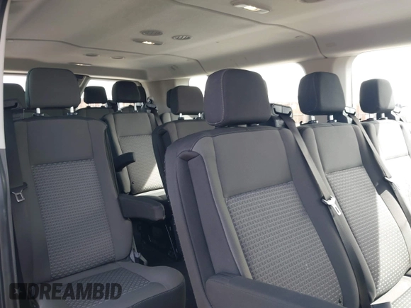 2024 Ford Transit Passenger XL с VIN 1FBAX2Y82RKA83460, выставлен на аукционе IAAI как лот 41840551 с пробегом 19 106 миль миль и . История ставок и продаж доступна на DreamBid. Изображение 8.