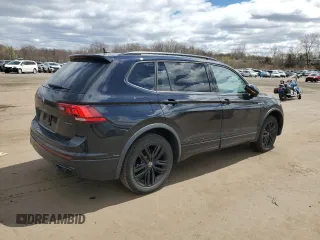 2022 Volkswagen Tiguan SE R-Line Black z VIN 3VV8B7AX9NM118989, wystawiony jako Copart lot #53507765 z przebiegiem 41 852 mil mil oraz Szkoda całkowita • Salvage title. Historia ofert i sprzedaży dostępna na DreamBid. Obrazek 3.