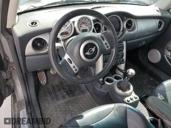 2003 MINI Hardtop S with VIN WMWRE33403TD69212, listed as a Copart auction lot 50448655 with 36,184 mi miles and Clean Title. Bid and sale history available at DreamBid. Image 8.