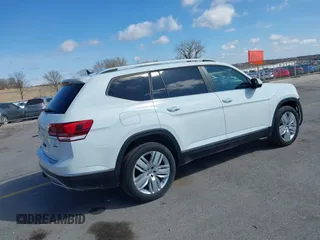 2019 Volkswagen Atlas SEL with VIN 1V2MR2CA2KC597854, listed as a IAAI auction lot 41924853 with 96,847 mi miles and . Bid and sale history available at DreamBid. Image 4.