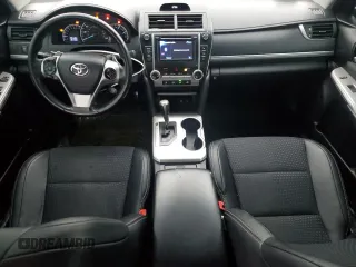 2014 Toyota Camry L with VIN 4T1BF1FK2EU732700, listed as a Copart auction lot 51231885 with 184,248 mi miles and Salvage Title. Bid and sale history available at DreamBid. Image 8.
