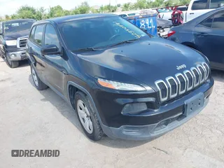 2015 Jeep Cherokee Sport z VIN 1C4PJLAB3FW516775, wystawiony jako IAAI lot #42340481 z przebiegiem 243 053 mil mil oraz . Historia ofert i sprzedaży dostępna na DreamBid. Obrazek 1.
