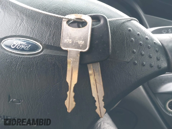 2000 Ford Focus LX с VIN 1FAFP33P0YW295695, выставлен на аукционе IAAI как лот 42467784 с пробегом 159 822 миль миль и . История ставок и продаж доступна на DreamBid. Изображение 11.