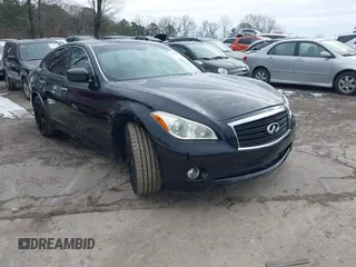 2011 Infiniti M with VIN JN1AY1AR7BM570401, listed as a IAAI auction lot 41400846 with 89,827 mi miles. Bid and sale history available at carsss.com. Image 1.