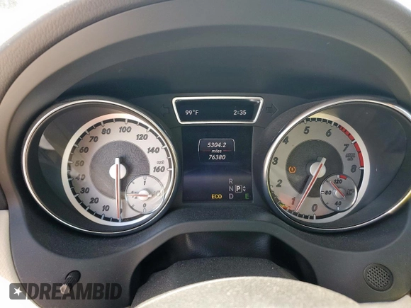 2014 Mercedes-Benz CLA 250 with VIN WDDSJ4EB8EN040382, listed as a Copart auction lot 61055185 with 76,380 mi miles and Salvage title. Bid and sale history available at DreamBid. Image 9.