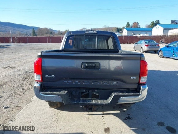 2017 Toyota Tacoma SR5 with VIN 5TFCZ5AN0HX063077, listed as a IAAI auction lot 41887043 with 142,015 mi miles. Bid and sale history available at carsss.com. Image 17.