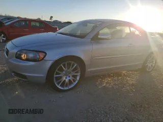 2006 Volvo C70 with VIN YV1MC68276J001385, listed as a Copart auction lot 82148334 with 109,543 mi miles and Clean Title. Bid and sale history available at carsss.com. Image 1.