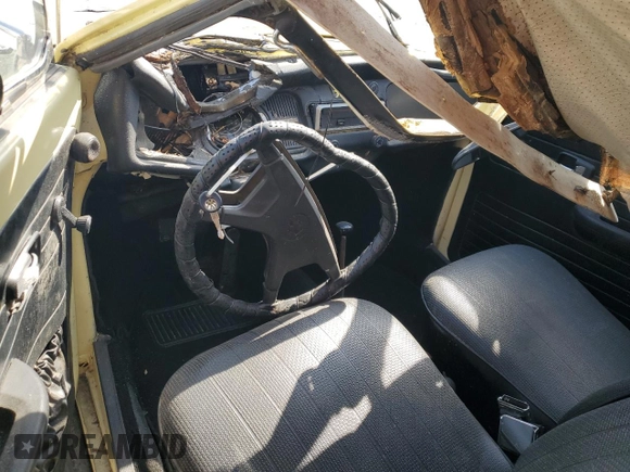 1972 Volkswagen Beetle with VIN 1522360640, listed as a Copart auction lot 50975555 with Not Provided miles and Salvage Title. Bid and sale history available at DreamBid. Image 8.