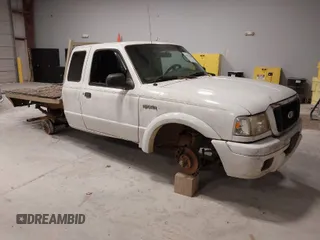 2005 Ford Ranger XL with VIN 1FTYR14UX5PA74021, listed as a IAAI auction lot 41833240 with 482,037 mi miles. Bid and sale history available at carsss.com. Image 1.