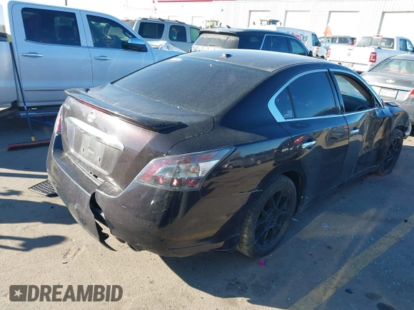 2013 Nissan Maxima S with VIN 1N4AA5AP5DC845656, listed as a IAAI auction lot 41518073 with 111,576 mi miles and . Bid and sale history available at DreamBid. Image 4.