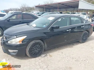 2015 Nissan Altima 2.5 S with VIN 1N4AL3AP3FN314834, listed as a IAAI auction lot 41743508 with 243,067 mi miles. Bid and sale history available at carsss.com. Image 2.