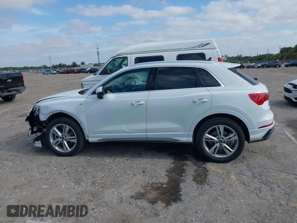 2022 Audi Q3 S line Premium Plus with VIN WA1EECF32N1065423, listed as a IAAI auction lot 42081354 with 27,071 mi miles and . Bid and sale history available at DreamBid. Image 14.