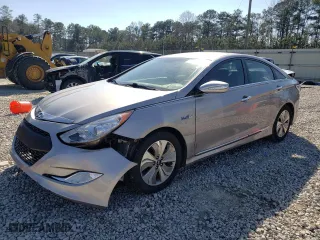 2013 Hyundai Sonata Hybrid with VIN KMHEC4A45DA100256, listed as a Copart auction lot 48744145 with 74,753 mi miles and Salvage Title. Bid and sale history available at carsss.com. Image 1.