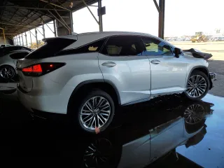 2020 Lexus RX 350 with VIN 2T2JZMAA9LC168816, listed as a Copart auction lot 59040685 with 17,035 mi miles and Salvage title. Bid and sale history available at DreamBid. Image 3.