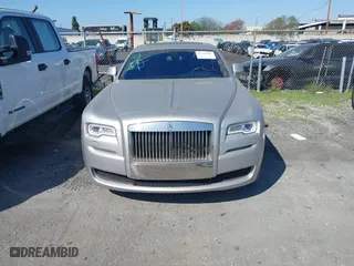 2017 Rolls-Royce Ghost with VIN SCA664S54HUX54040, listed as a IAAI auction lot 41559707 with 43,073 mi miles. Bid and sale history available at carsss.com. Image 13.