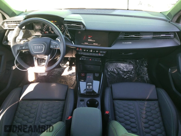 2024 Audi RS 3 z VIN WUAG4DGY8RA911239, wystawiony jako Copart lot #42005625 z przebiegiem 11 196 mil mil oraz Szkoda całkowita • Salvage title. Historia ofert i sprzedaży dostępna na DreamBid. Obrazek 8.