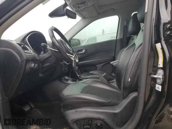 2020 Jeep Compass Latitude z VIN 3C4NJDBB2LT148795, wystawiony jako Copart lot #71754904 z przebiegiem 74 822 mil mil oraz Szkoda całkowita • Salvage title. Historia ofert i sprzedaży dostępna na DreamBid. Obrazek 7.