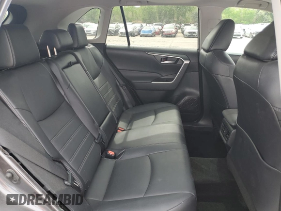 2022 Toyota RAV4 XLE Premium with VIN 2T3A1RFV7NC293473, listed as a Copart auction lot 58990175 with 30,095 mi miles and Salvage title. Bid and sale history available at DreamBid. Image 11.