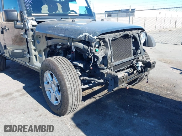 2018 Jeep Wrangler JK Unlimited Sport S with VIN 1C4BJWDG4JL868700, listed as a IAAI auction lot 41349566 with 68,539 mi miles. Bid and sale history available at carsss.com. Image 6.