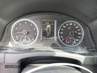 2012 Volkswagen Tiguan S с VIN WVGAV7AXXCW606008, выставлен на аукционе Copart как лот 62232655 с пробегом 184 316 миль миль и Списание • Salvage title. История ставок и продаж доступна на DreamBid. Изображение 9.