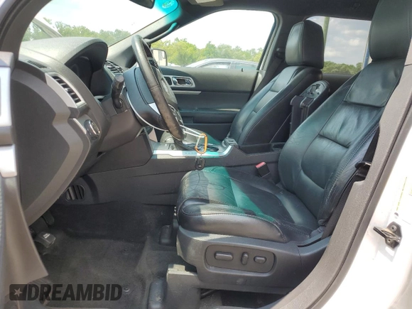 2011 Ford Explorer XLT with VIN 1FMHK7D87BGA59476, listed as a Copart auction lot 50989985 with 125,805 mi miles and Salvage Title. Bid and sale history available at carsss.com. Image 7.