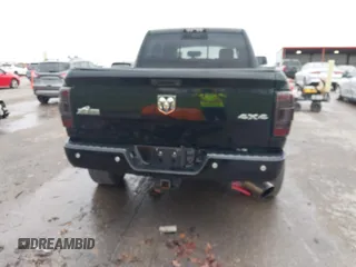 2016 Ram 2500 SLT with VIN 3C6UR5DL9GG307513, listed as a IAAI auction lot 40840976 with 249,047 mi miles. Bid and sale history available at carsss.com. Image 17.