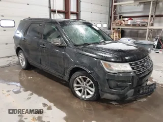 2017 Ford Explorer z VIN 1FM5K7B89HGC52419, wystawiony jako IAAI lot #41256496 z przebiegiem 146 815 mil mil oraz . Historia ofert i sprzedaży dostępna na DreamBid. Obrazek 1.