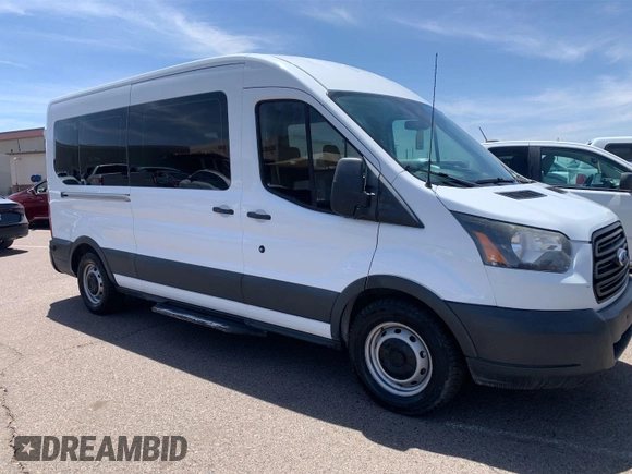2017 Ford Transit Passenger XL z VIN 1FBAX2CG2HKB34677, wystawiony jako IAAI lot #42376375 z przebiegiem 175 413 mil mil oraz . Historia ofert i sprzedaży dostępna na DreamBid. Obrazek 8.