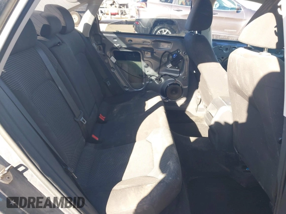 2017 Volkswagen Passat S z VIN 1VWAT7A39HC071640, wystawiony jako IAAI lot #41686081 z przebiegiem 136 638 mil mil oraz . Historia ofert i sprzedaży dostępna na DreamBid. Obrazek 8.