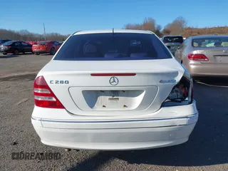 2006 Mercedes-Benz C 280 Luxury with VIN WDBRF92J06F755914, listed as a IAAI auction lot 41886528 with 182,423 mi miles and . Bid and sale history available at DreamBid. Image 16.
