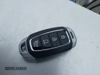 2024 Hyundai Venue SEL z VIN KMHRC8A38RU311795, wystawiony jako IAAI lot #42057265 z przebiegiem 5485 mil mil oraz . Historia ofert i sprzedaży dostępna na DreamBid. Obrazek 11.