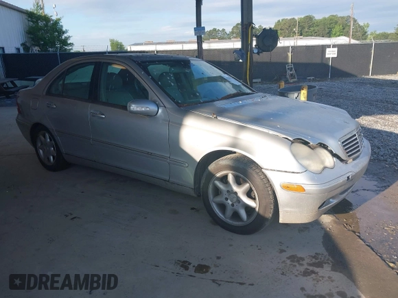 2003 Mercedes-Benz C 240 с VIN WDBRF61J53F422376, выставлен на аукционе IAAI как лот 42262562 с пробегом 167 003 миль миль и . История ставок и продаж доступна на DreamBid. Изображение 1.