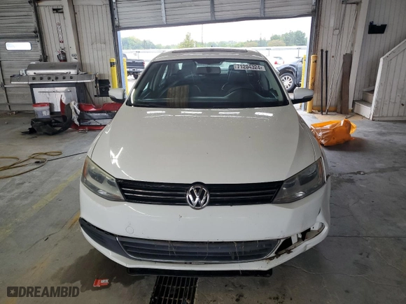 2013 Volkswagen Jetta Sedan TDI w/Premium with VIN 3VWLL7AJ0DM351270, listed as a Copart auction lot 71204324 with 91,075 mi miles and Salvage Title. Bid and sale history available at carsss.com. Image 5.