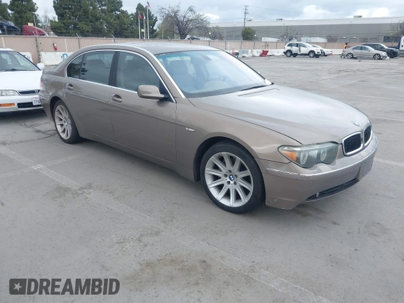 2004 BMW 7 Series 745Li с VIN WBAGN63494DS45716, выставлен на аукционе IAAI как лот 41906522 с пробегом 127 292 миль миль и . История ставок и продаж доступна на DreamBid. Изображение 1.