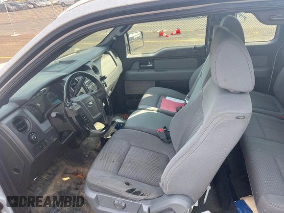2013 Ford F-150 XL с VIN 1FTFX1EF1DKE89253, выставлен на аукционе IAAI как лот 42575807 с пробегом 211 037 миль миль и . История ставок и продаж доступна на DreamBid. Изображение 38.