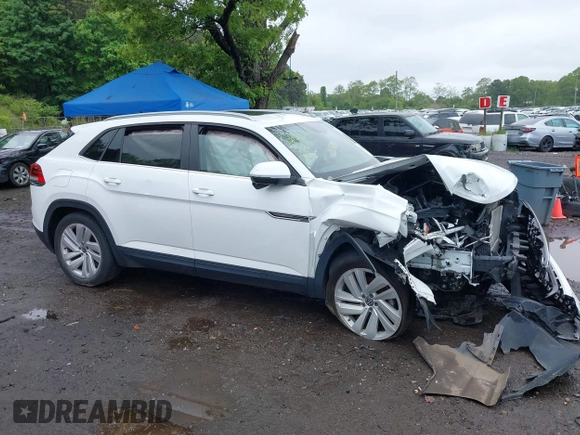 2021 Volkswagen Atlas SE z VIN 1V2KE2CAXMC202664, wystawiony jako IAAI lot #42292276 z przebiegiem 57 760 mil mil oraz . Historia ofert i sprzedaży dostępna na DreamBid. Obrazek 13.