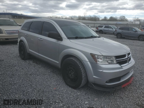 2013 Dodge Journey SE z VIN 3C4PDCAB5DT695315, wystawiony jako Copart lot #49158735 z przebiegiem 165 093 mil mil oraz Szkoda całkowita • Salvage title. Historia ofert i sprzedaży dostępna na DreamBid. Obrazek 4.