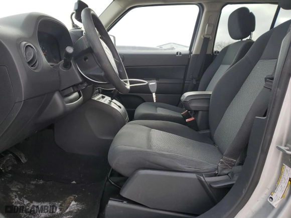 2010 Jeep Patriot Sport with VIN 1J4NT2GA8AD593957, listed as a Copart auction lot 89382615 with 145,185 mi miles and Salvage Title. Bid and sale history available at carsss.com. Image 7.