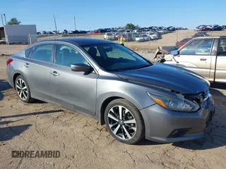 2018 Nissan Altima 2.5 SR with VIN 1N4AL3AP9JC109524, listed as a IAAI auction lot 41177265 with 253,800 mi miles. Bid and sale history available at carsss.com. Image 1.