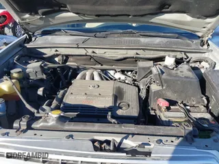 2002 Toyota Highlander with VIN JTEGF21A020069687, listed as a IAAI auction lot 38327598 with 178,401 mi miles. Bid and sale history available at carsss.com. Image 10.