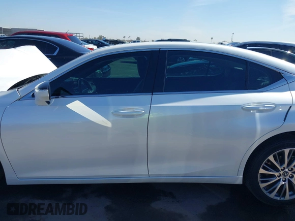 2021 Lexus ES with VIN 58ADZ1B19MU087967, listed as a IAAI auction lot 41680370 with 48,077 mi miles. Bid and sale history available at carsss.com. Image 14.