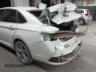 2024 Volkswagen Jetta SE с VIN 3VW7M7BU4RM013899, выставлен на аукционе IAAI как лот 42455474 с пробегом 34 478 миль миль и . История ставок и продаж доступна на DreamBid. Изображение 6.