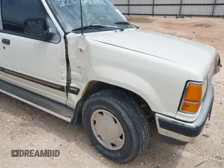 1991 Ford Explorer XL z VIN 1FMDU32X5MUA21535, wystawiony jako IAAI lot #42370194 z przebiegiem 83 911 mil mil oraz . Historia ofert i sprzedaży dostępna na DreamBid. Obrazek 12.