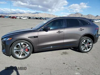 2021 Jaguar F-Pace R-Dynamic S z VIN SADCT2FU0MA681355, wystawiony jako Copart lot #78258744 z przebiegiem 21 104 mil mil oraz Szkoda całkowita • Salvage title. Historia ofert i sprzedaży dostępna na DreamBid. Obrazek 1.