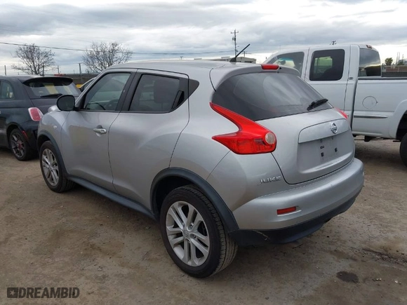 2011 Nissan Juke SL with VIN JN8AF5MR5BT022669, listed as a IAAI auction lot 41789405 with 212,913 mi miles. Bid and sale history available at carsss.com. Image 3.